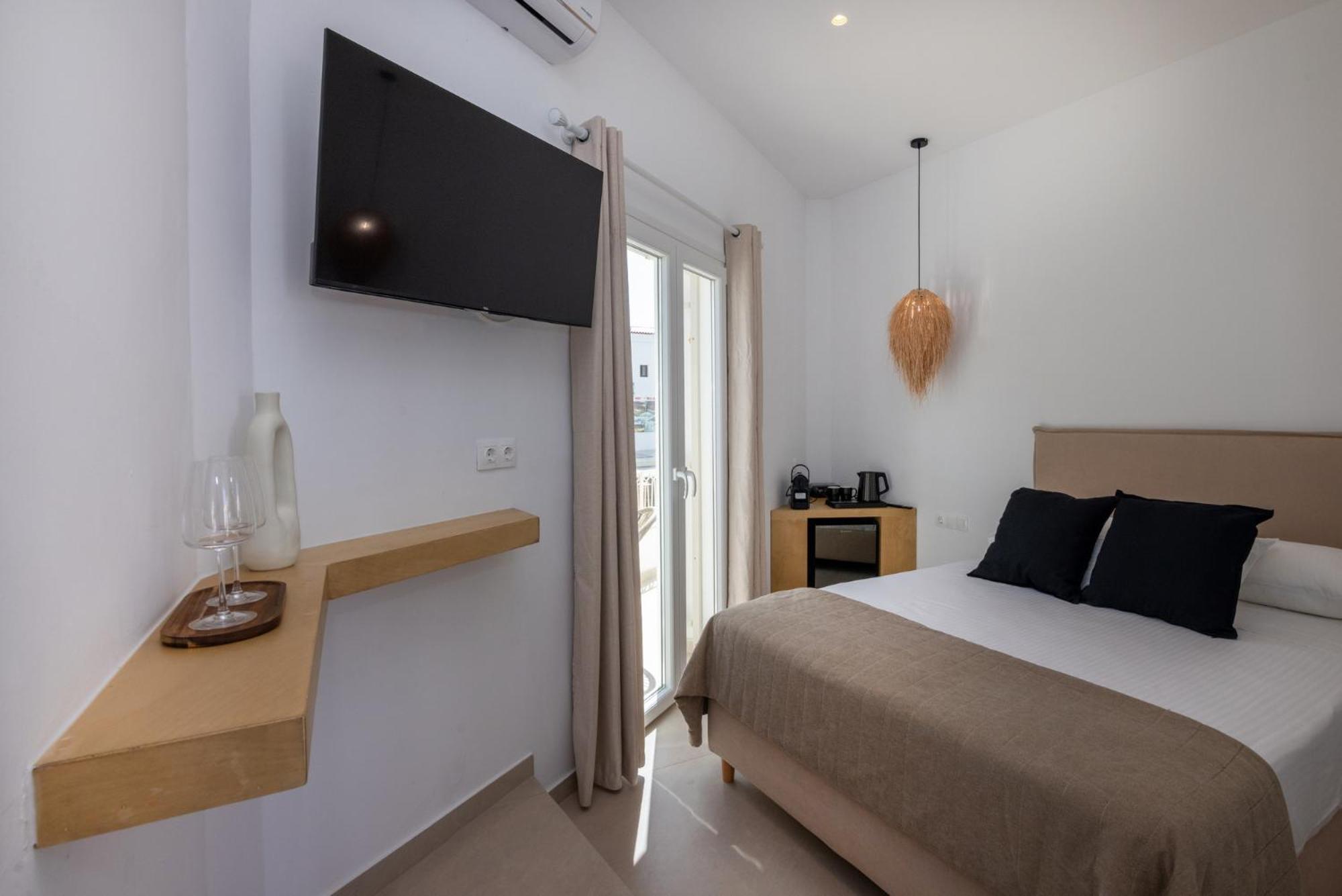Alora Suites Tinos ภายนอก รูปภาพ